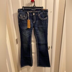 NWT Amethyst Jeans 11 Juniors Low Rise Bootcut Stretch Dark Blue Denim 11S Boot